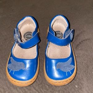 Livie and Luca Navy pio pio shoes size 6 toddler